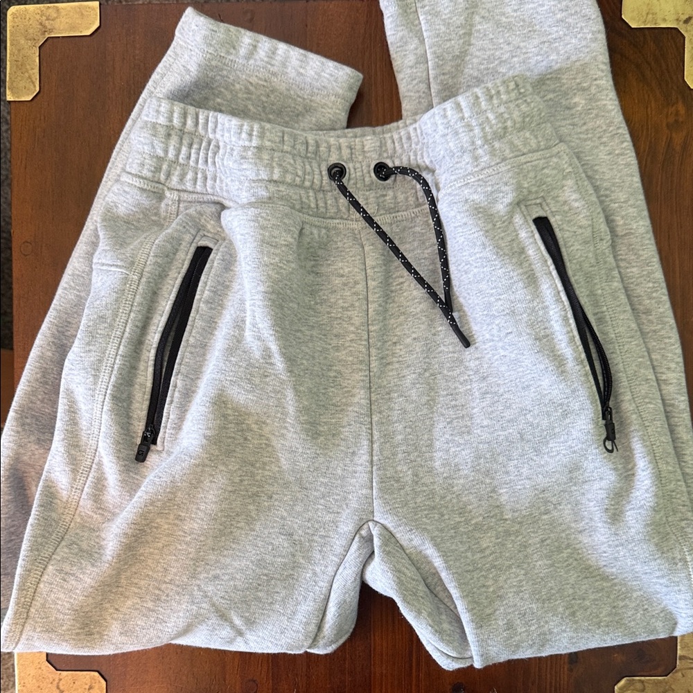 GAP Light Gray Kids tech slim lined Joggers